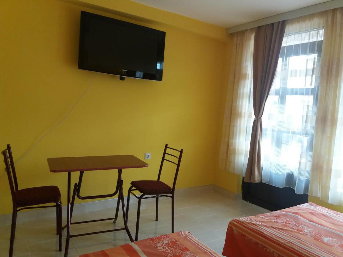 Guest House Ohrid Trpeski エクステリア 写真