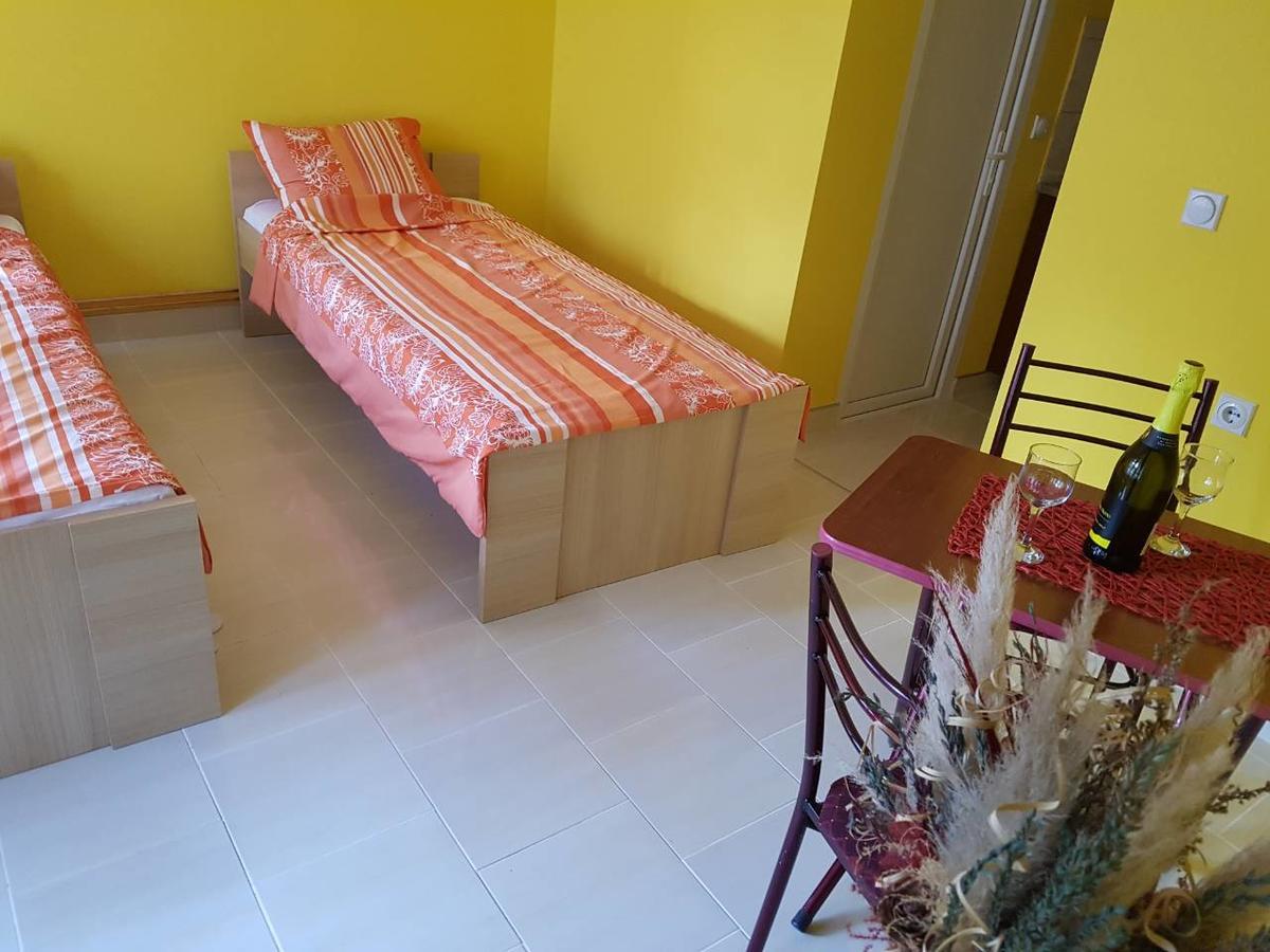 Guest House Ohrid Trpeski エクステリア 写真